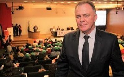 EX-GOVERNADOR CASAGRANDE APONTA OMISSÃO, FALTA DE DIÁLOGO DO ATUAL GOVERNO COM AS INSTITUIÇÕES E A SOCIEDADE E DESABAFA: “Situação da segurança pública no Espírito Santo está insustentável”