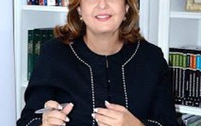 Catarina Gazele lança livro Estatuto da Mulher Casada: Um marco na conquista dos direitos femininos no Brasil