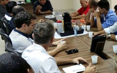 Dirigentes de classe dos militares estaduais se reúnem no Clube dos Oficias