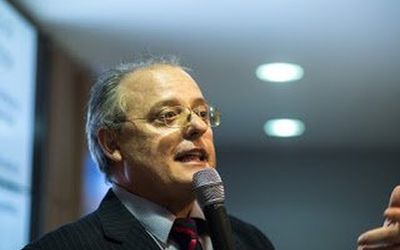 “O Estado Presente é uma luz no fim do túnel; é uma luz para o Brasil”, afirma professor Daniel Cerqueira