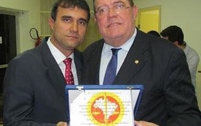 DOUTOR ZENALDO FALA DA PAIXÃO PELO MINISTÉRIO PÚBLICO E PRESTA HOMENAGEM AO IRMÃO, O PROCURADOR DE JUSTIÇA ELIEZER SIQUEIRA DE SOUSA:  “Ele me fez apaixonar pela carreira jurídica”