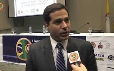 Delegados federais repudiam “graves declarações feitas” pelo novo ministro da Justiça e estudam ir ao STJ para evitar demissão do diretor-geral
