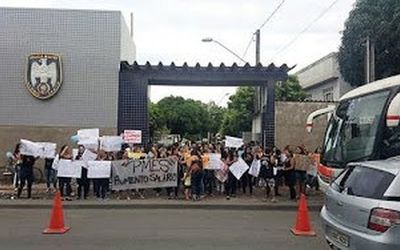 ENTRE OS DENUNCIADOS ESTÃO POLICIAIS MILITARES E SEUS FAMILIARES: Ministério Público Estadual denuncia 22 pessoas acusadas de liderar greve na Polícia Militar do Espírito Santo