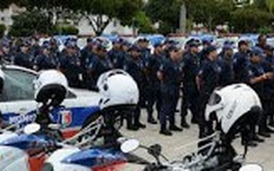 LEI FEDERAL AUTORIZA MAX FILHO E DEMAIS PREFEITOS A TEREM A PROTEÇÃO DE GUARDAS MUNICIPAIS: Secretário de Paulo Hartung critica prefeito de Vila Velha, mas conta com 12 policiais militares para sua se