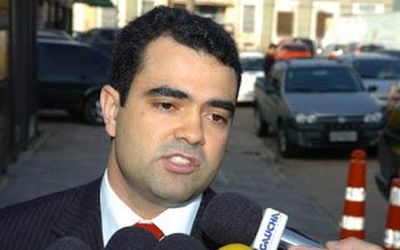 Delegado que integrou a Lava Jato e foi responsável por levar o ex-presidente Lula para depor é o segundo homem na hierarquia da Polícia Federal no Espírito Santo