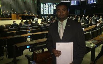 “AGORA PODEREI APRESENTAR À SOCIEDADE UM POUCO MAIS DO QUE OCORRE DENTRO DA CASERNA”, PROMETE SOLDADO MAXSON: Presidente da Associação Geral dos Militares capixabas é expulso da PM