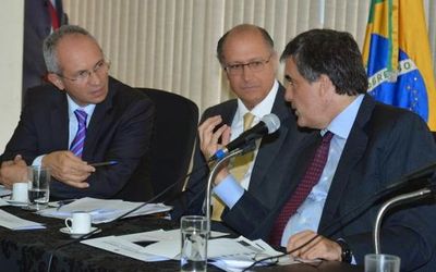 Governadores do Sudeste querem mudar a Constituição para legislar sobre Inquéritos Policiais