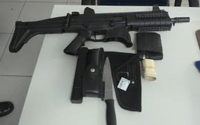 TEXTO ATUALIZADO: Polícia Militar prende soldado de posse de submetralhadora roubada da Delegacia de Proteção à Criança e ao Adolescente