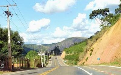 Polícia Militar é obrigada a liberar veículos irregulares no Espírito Santo porque empresa de guincho só recolhe carros até o limite em que pode receber por quilômetro rodado