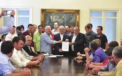 GUERINO ZANON, AUDIFAX E PIASSE SE RECUSAM A DEVOLVER RECURSOS DE CONVÊNIOS LIBERADOS POR HARTUNG AO APAGAR DAS LUZES: Prefeitos correm risco de responder a ações por improbidade