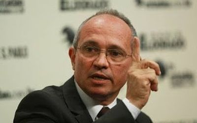 EX-SUBPROCURADOR-GERAL DA REPÚBLICA TERIA INTERMEDIADO PAGAMENTO: Hartung, acusado de receber 800 mil de empreiteira que superfaturou obras de estádio, presta depoimento na Polícia Federal