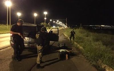 POLICIAL NÃO PRECISA ESPERAR SUSPEITO DAR O PRIMEIRO TIRO PARA AGIR, AFIRMA JUÍZA FEDERAL: Justiça rejeita denúncia do MPF contra policial rodoviário federal que matou bandido durante fuga