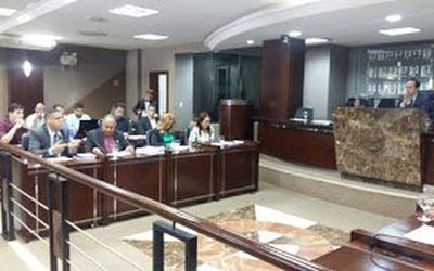 Justiça suspende ação contra associações de classe por causa do aquartelamento dos militares e PGE vai apresentar proposta sobre exigência do curso de Direito para futuros oficiais da PM capixaba