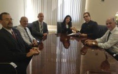 Sindicato dos Delegados apresenta pauta de propostas e leva voto de confiança à nova chefe de Polícia Civil do Espírito Santo