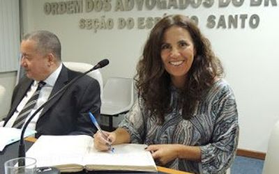 A carta em que a doutora Simone Silveira renuncia ao cargo de vice-presidente da OAB/ES