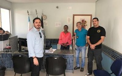 Inspeção do Sindipol/ES constata boa estrutura funcional na Delegacia de Baixo Guandu, mas encontra infiltrações no teto e aparelhos de ar condicionado quebrados