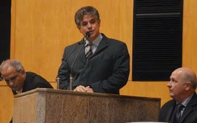 JULGAMENTO DE PEDIDO DO CORONEL PM NIVALDO VIEIRA DEMOROU OITO ANOS: Justiça nega a ex-chefe da Casa Militar do Espírito Santo recebimento de auxílio moradia
