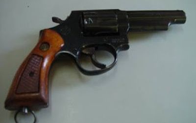 ARMAS EXTRAVIADAS POR OFICIAL FORAM ENCONTRADAS EM PONTOS DE VENDAS DE DROGAS: No mesmo dia, tenente-coronel é condenado duas vezes pela Justiça Militar à suspensão do posto por até dois anos