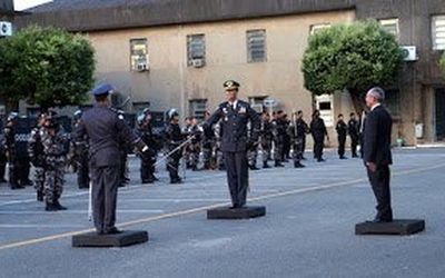 GOVERNADOR CORRIGE INJUSTIÇA E CONCEDE BENEFÍCIO TAMBÉM AOS OFICIAIS: Hartung limita para três o número de dirigentes de entidades de classe dos militares com direito a licença