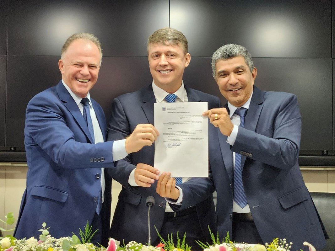 Casagrande anuncia R$ 17,1 milhões para obras na Serra