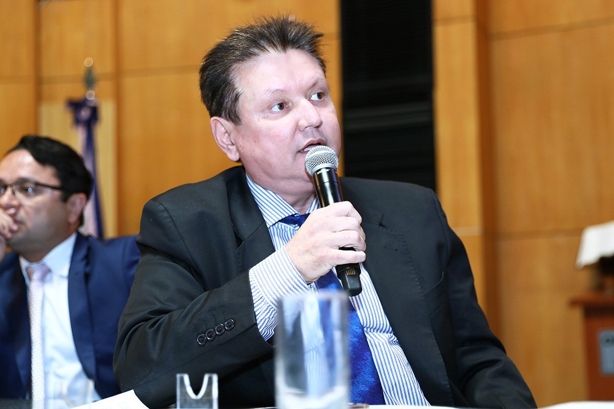 Euclério Sampaio pede a instalação de CPI da Fake News no Espírito Santo