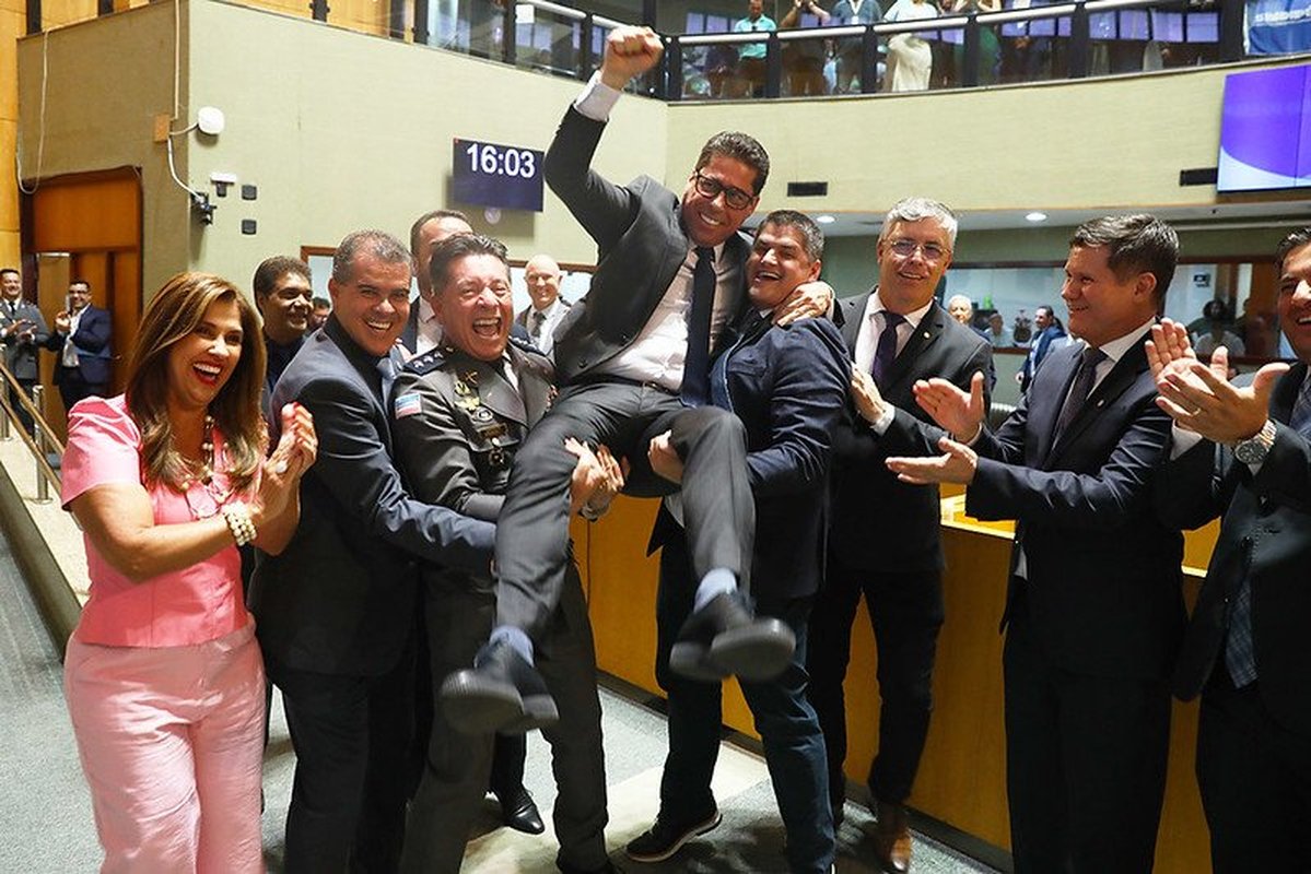 Reeleito presidente da Assembleia Legislativa, Marcelo Santos reafirma compromisso com a transparência, respeito e união