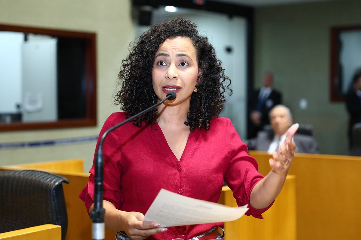 Camila Valadão defende candidatura da esquerda ao Governo capixaba e ao Senado em 2026
