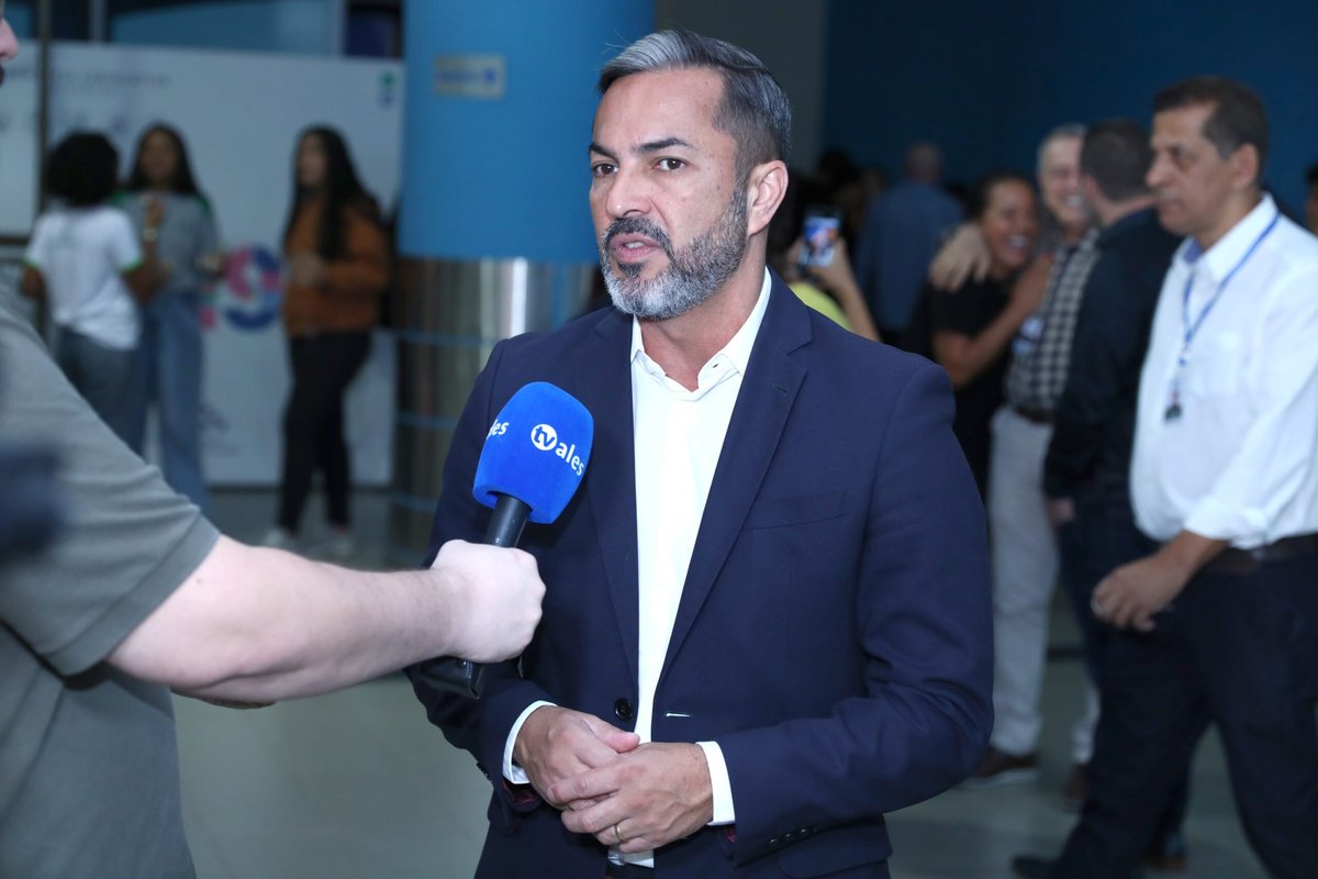 Tyago Hoffmann apresenta na Ales as ações do Governo do Estado na área da saúde