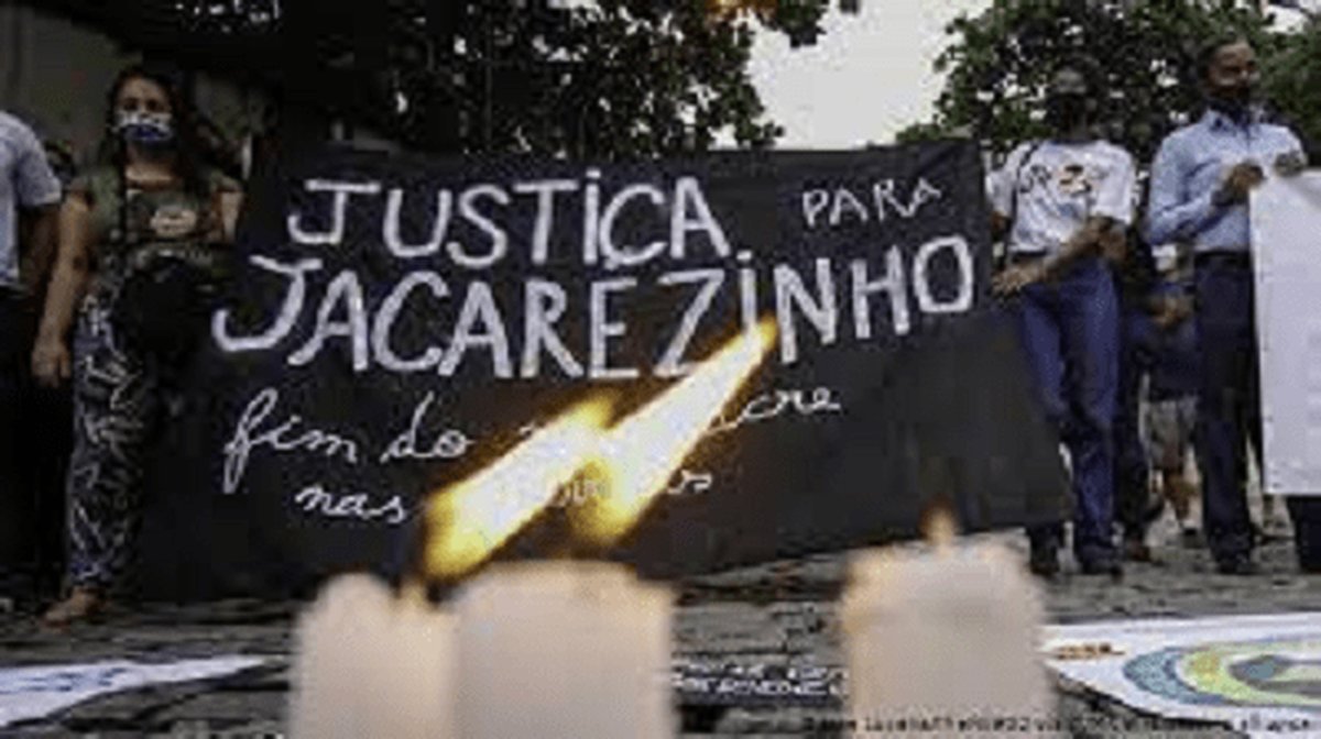 Lewandowski e Alexandre de Moraes acolhem pedido de governador bolsonarista e votam para autorizar a volta da prisão disciplinar de policiais e bombeiros militares