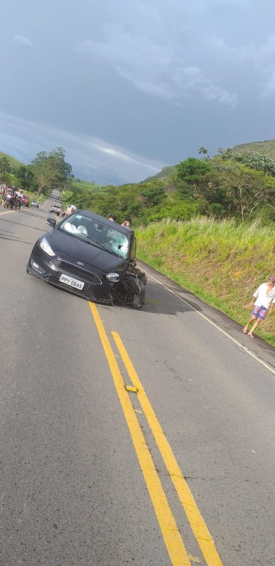 Carro locado pela Assembleia Legislativa mata motociclista no Espírito Santo