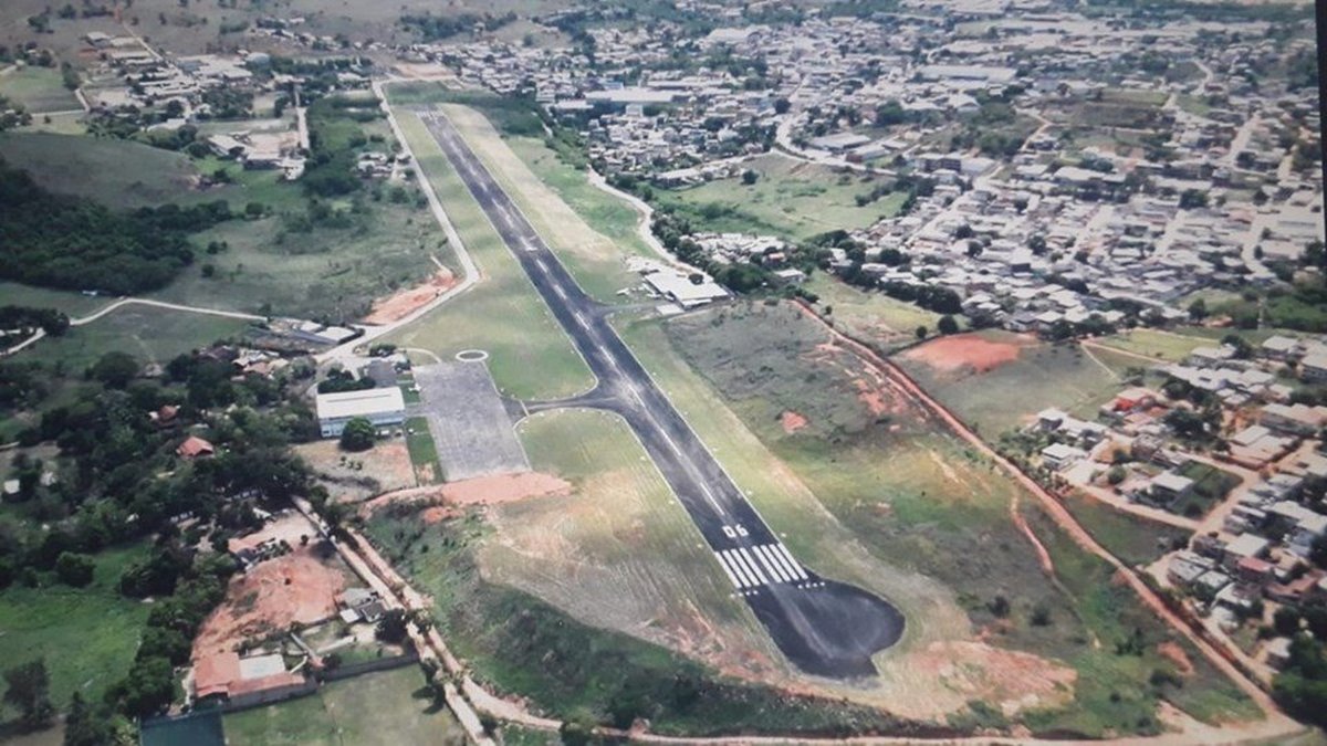 GOVERNO DO ESTADO VAI REFORMAR E AMPLIAR AEROPORTO DE CACHOEIRO: “Este é um sonho antigo que começamos a tornar realidade”, agradece prefeito