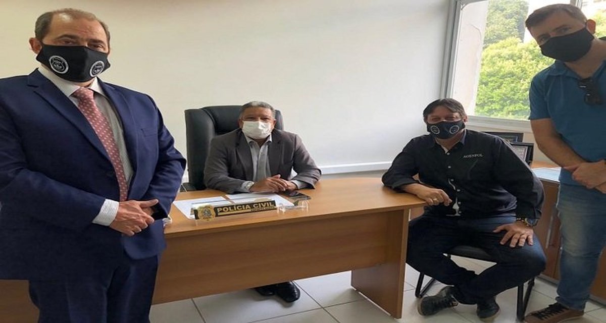 Sindipol, Agenpol e Aepes cobram explicação sobre atraso na publicação das promoções dos policiais civis capixabas