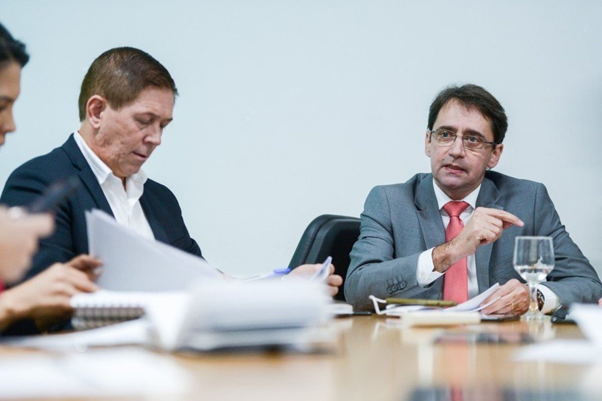 Estado garante reajuste salarial e realização de concursos públicos para a segurança pública, saúde, educação e Prodest em 2020