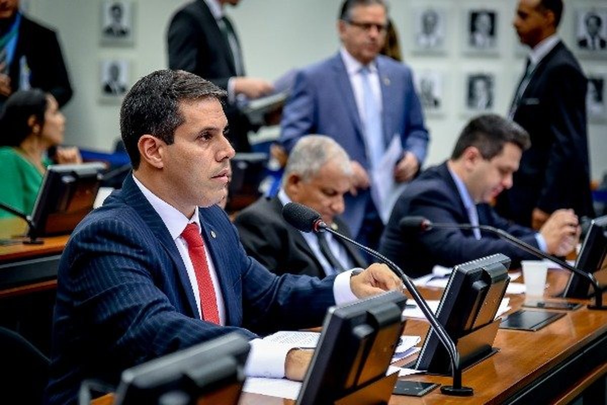 Projeto de Amaro Neto estabelece atendimento prioritário para policiais no ‘Programa Minha Casa, Minha Vida’
