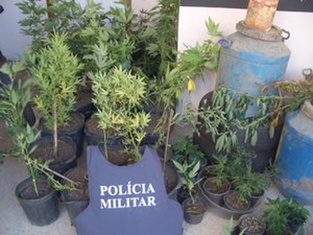 Policiais militares recebem homenagem da Câmara Municipal de Anchieta
