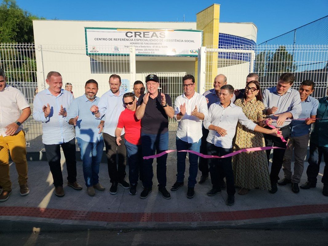 Casagrande inaugura Creas e anuncia novos investimentos em infraestrutura em Anchieta