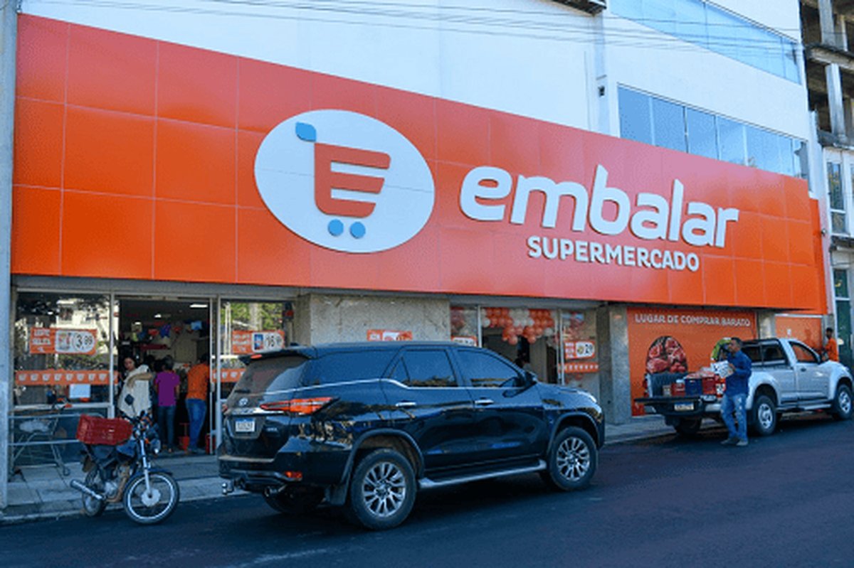 Supermercado investe na geração de energia solar em Presidente Kennedy