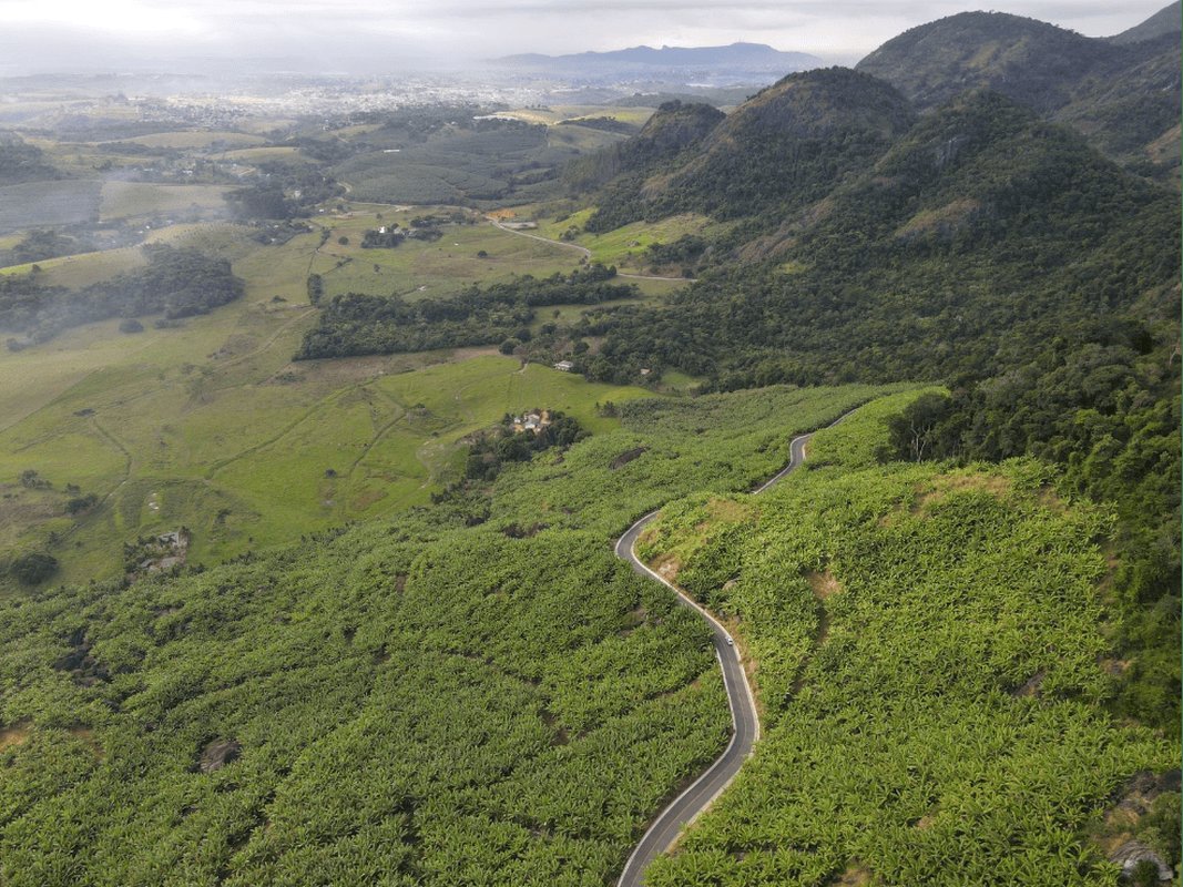Casagrande e Euclério Sampaio inauguram novo asfalto da estrada de Duas Bocas