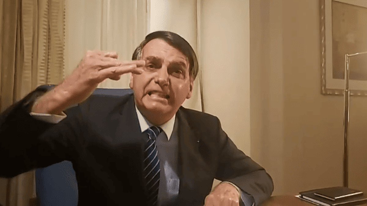 Bolsonaro reage, chama Globo de “patife” e acusa governador do Rio de vazar informações de inquérito sigiloso