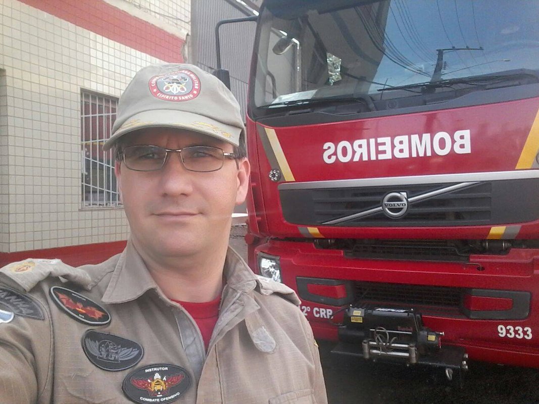 Tenente-coronel do Corpo de Bombeiros do Espírito Santo critica ministros do TSE e defende intervenção no País