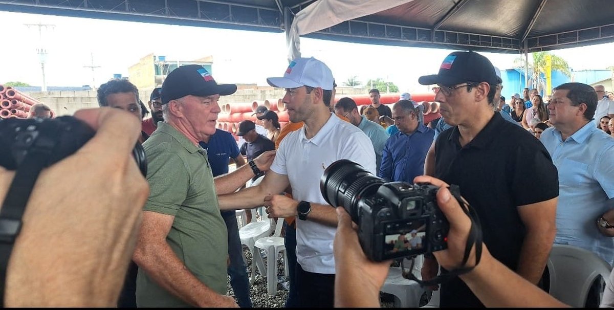 Em reencontro com governador, Arnaldinho agradece pelos investimentos em Vila Velha e fala em diálogo com ‘qualquer liderança’