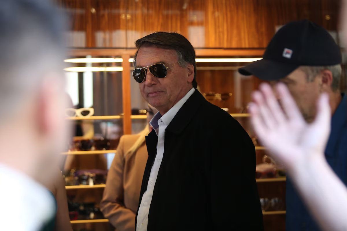 Polícia Federal reúne 8 provas contra Bolsonaro no esquema de desvio de joias