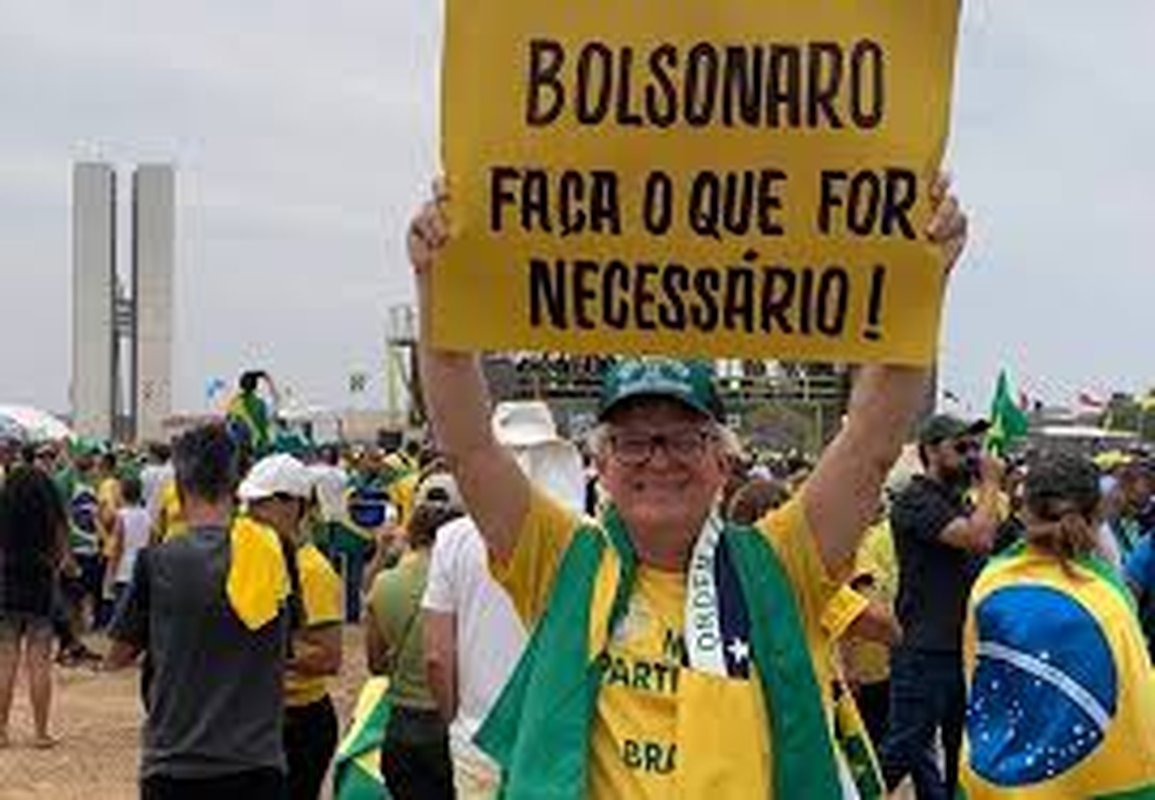 Políticos e empresários capixabas oferecem até R$ 3 mil para quem quiser ir a São Paulo em ato pró-Bolsonaro