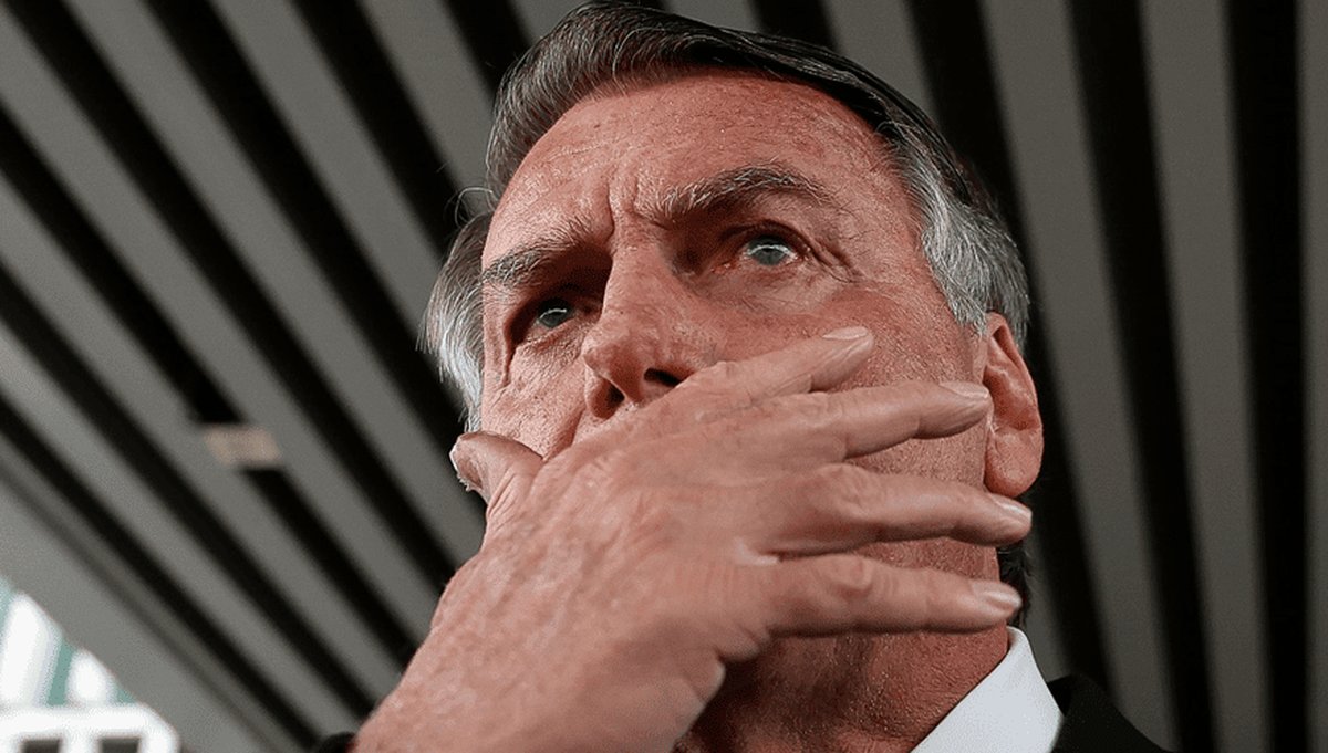 PGR pede condenação de Bolsonaro e generais por trama golpista: Ex-presidente pode pegar até 43 anos de cadeia