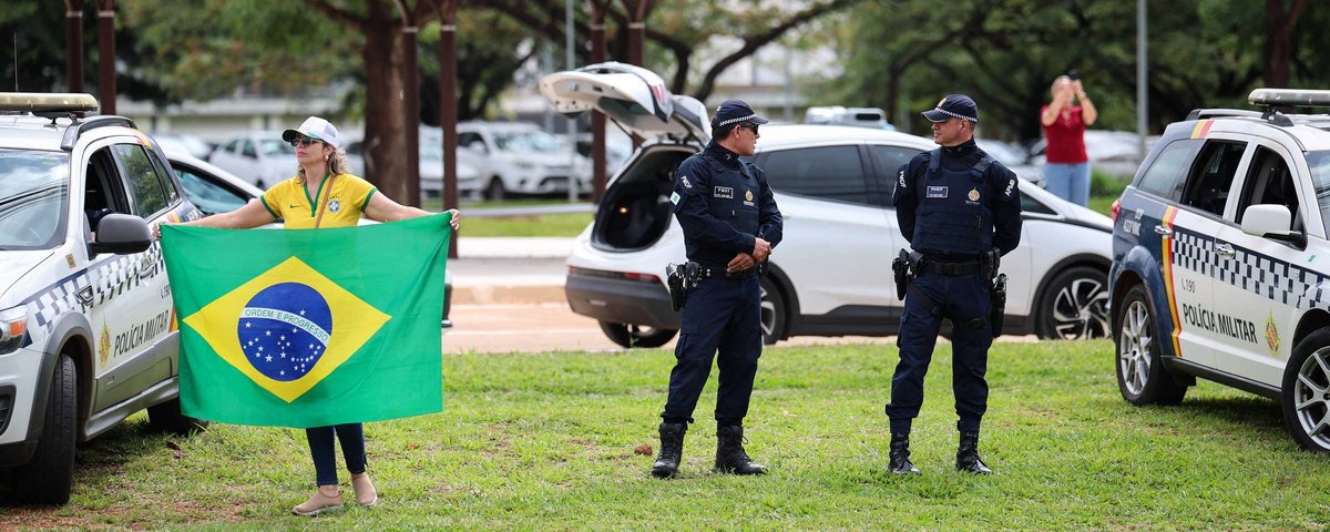 BOLSONARO É PRESO PRA VALER