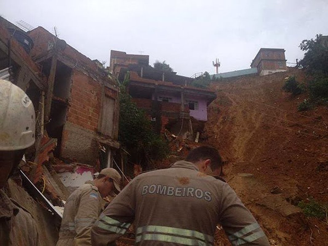 Renato Casagrande sanciona novo Quadro Organizacional e Corpo de Bombeiros do Espírito Santo vai ter concursos para oficiais e soldados