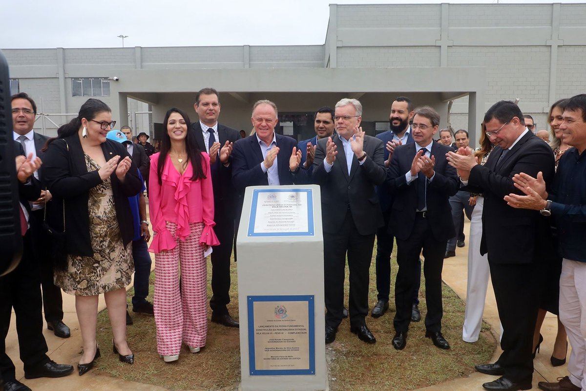 Espírito Santo inaugura penitenciária  padrão primeiro mundo