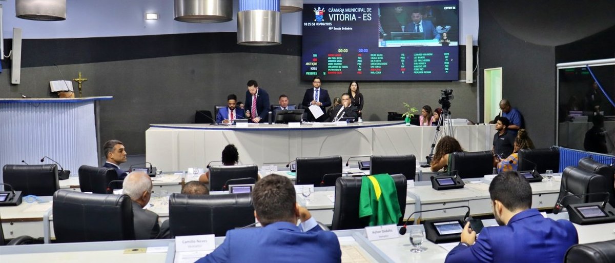 Pazolini testa controle da Câmara e quebra a cara: até vereadores aliados se rebelam contra prefeito