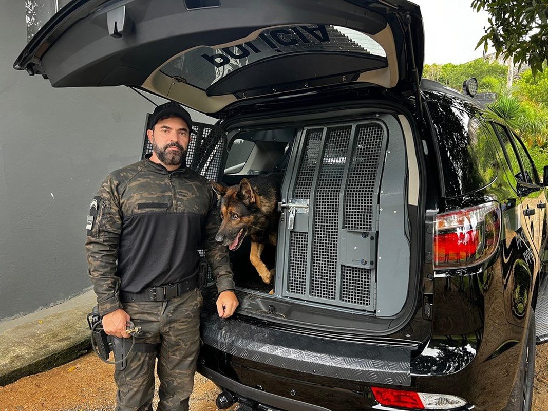 Cães da Polícia Penal do Espírito Santo ganham viatura exclusiva para suas operações no sistema prisional