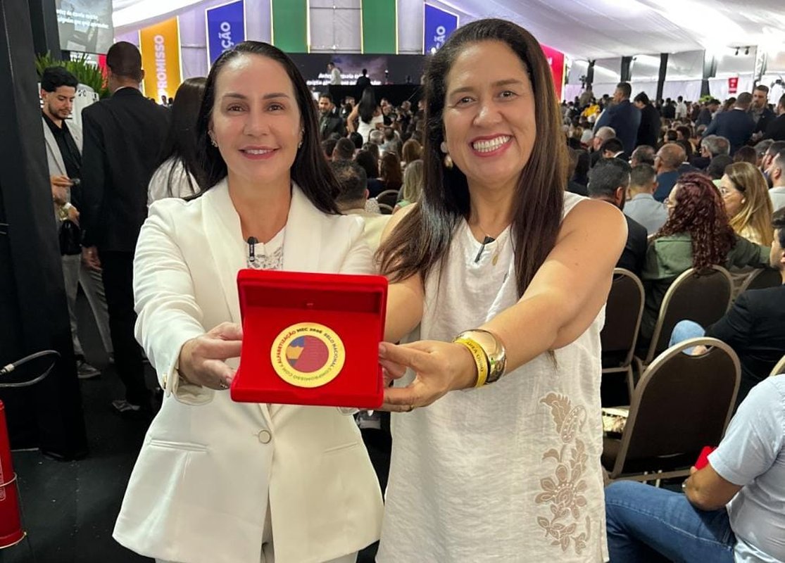 Cariacica é novamente ‘Selo Ouro de Alfabetização’